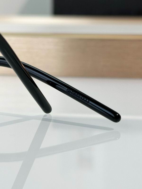 Kuboraum Glasses 8smh15 (12)