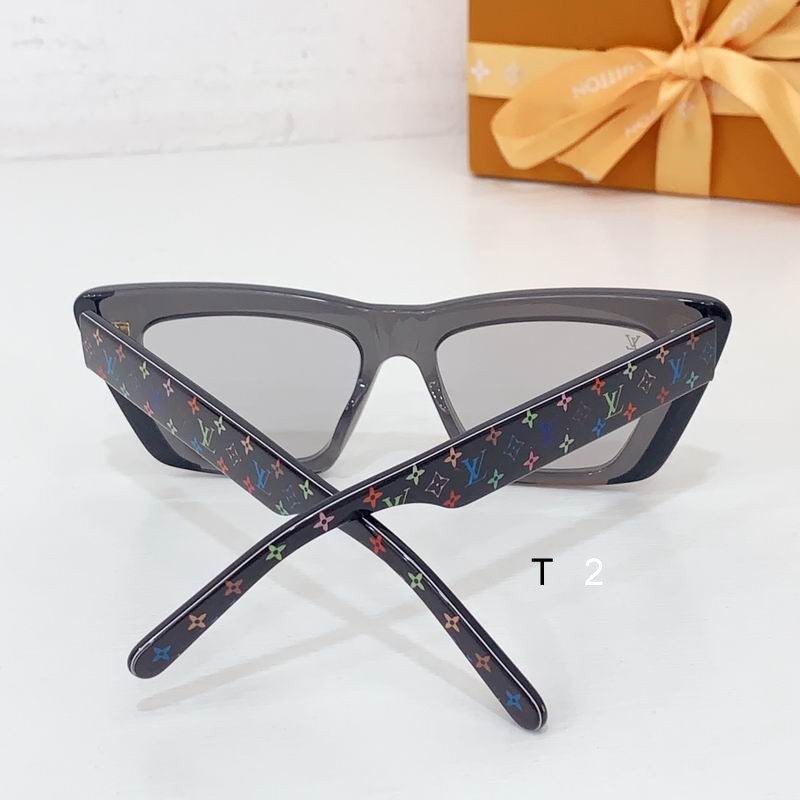 LV  50169U 61 10-145 b08