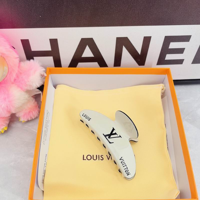 LV Hair Grab Clip dx (182)