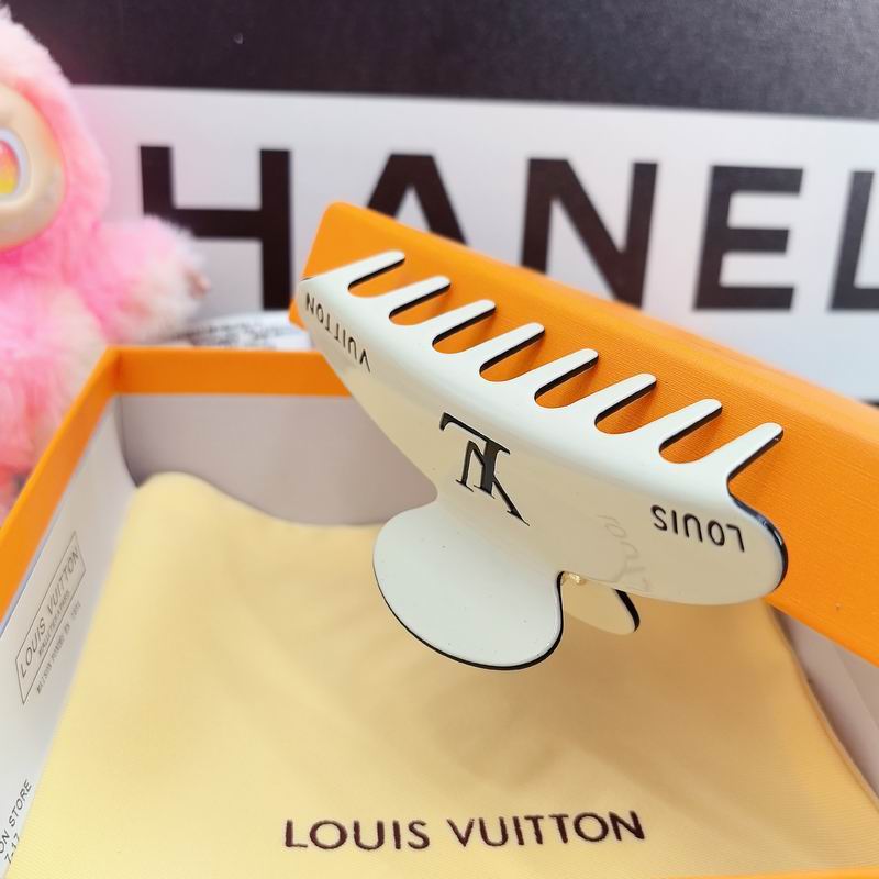 LV Hair Grab Clip dx (183)