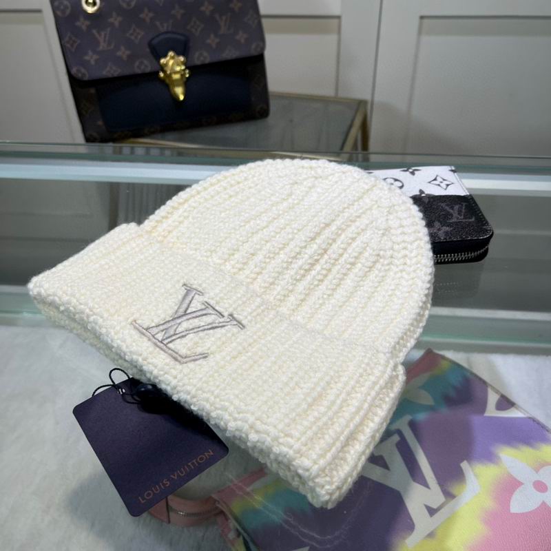 LV Hat dx (1153)