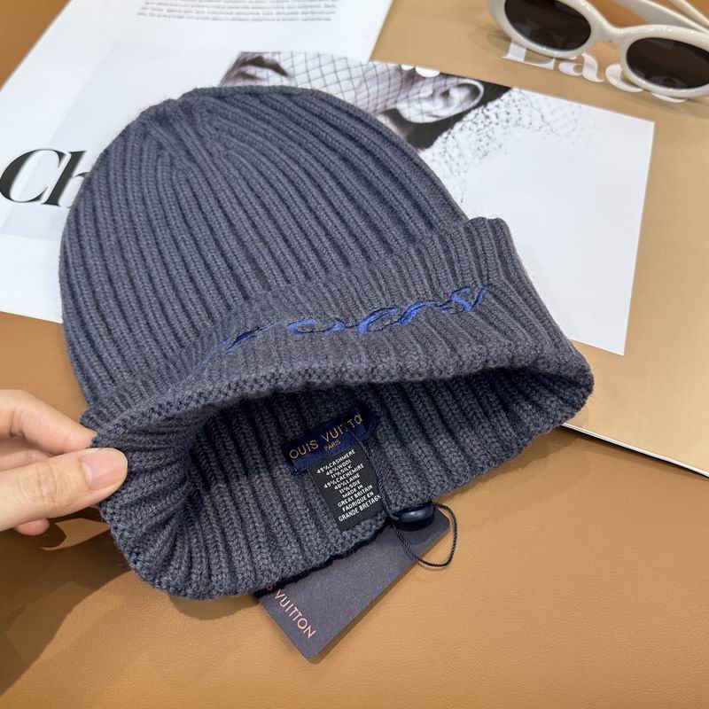 LV Hat dx (947)