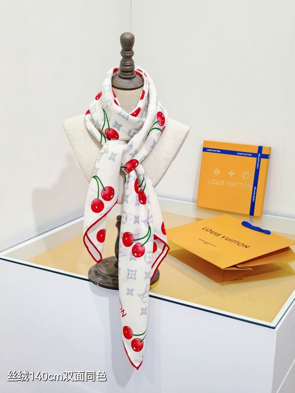 LV Scarf 140X140cm 70%羊绒30%真丝  E12 (12)