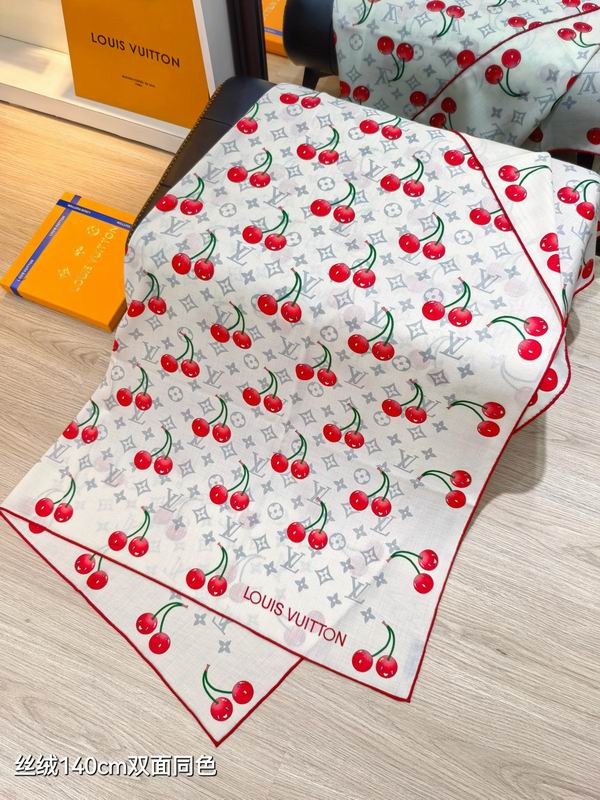 LV Scarf 140X140cm 70%羊绒30%真丝  E12 (16)