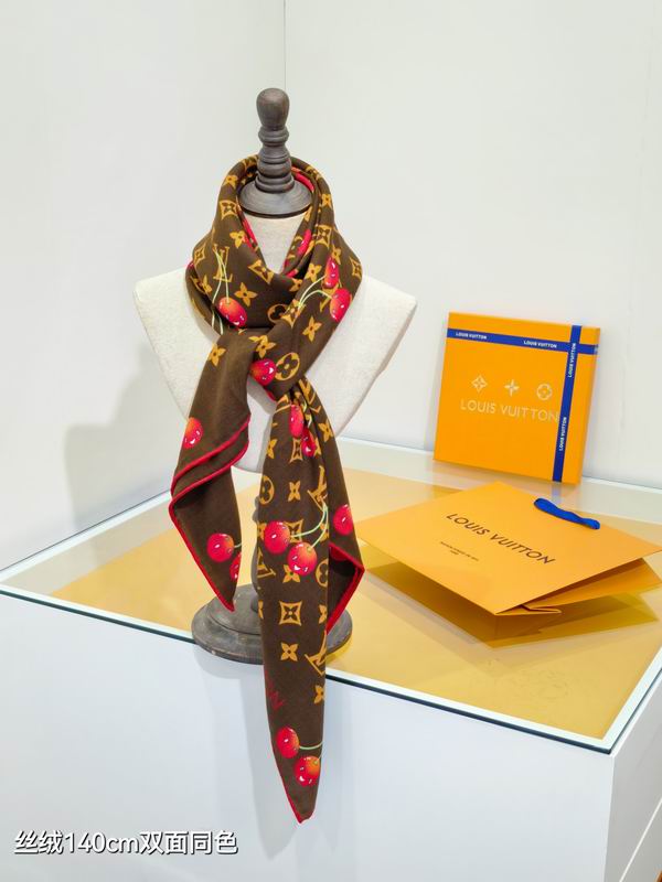 LV Scarf 140X140cm 70%羊绒30%真丝  E12 (22)