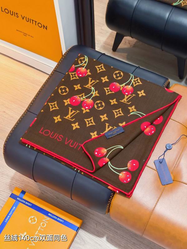 LV Scarf 140X140cm 70%羊绒30%真丝  E12 (27)