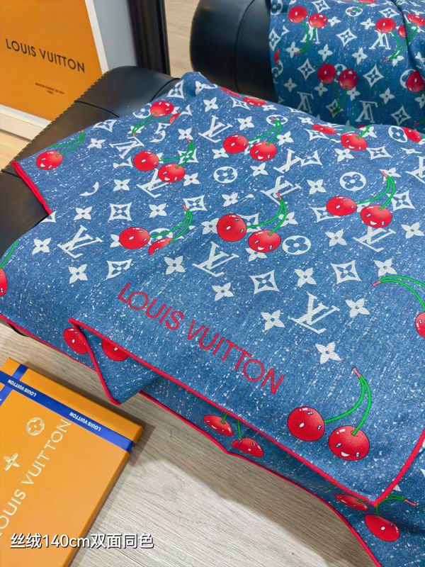 LV Scarf 140X140cm 70%羊绒30%真丝  E12 (5)