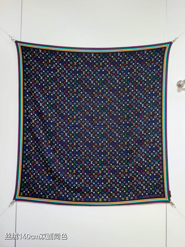 LV Scarf 140X140cm 70%羊绒30%真丝  E33 (16)