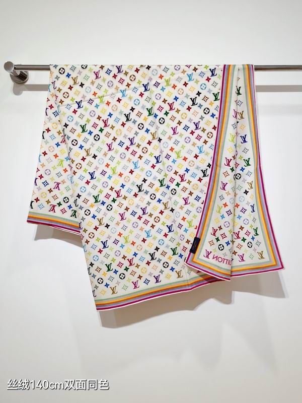 LV Scarf 140X140cm 70%羊绒30%真丝  E33 (3)