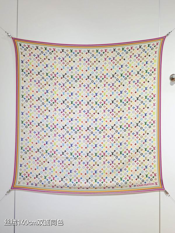 LV Scarf 140X140cm 70%羊绒30%真丝  E33 (8)