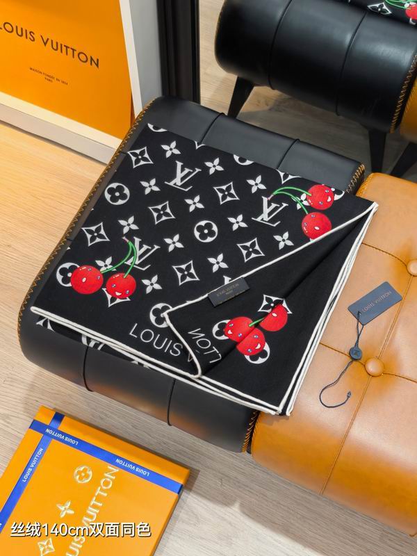 LV Scarf 140X140cm 70%羊绒30%真丝 E42 (7)