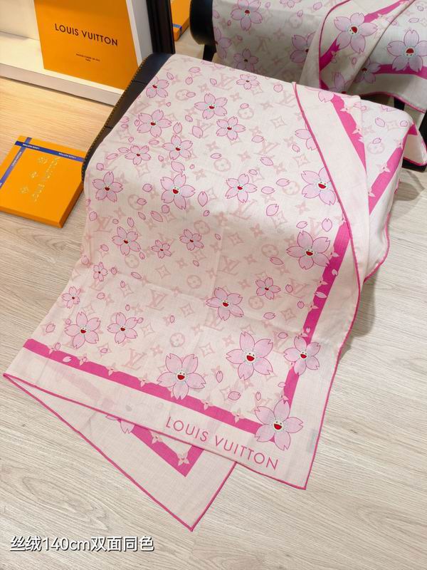 LV Scarf 140X140cm 70%羊绒30%真丝 E43 (14)