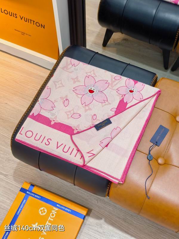 LV Scarf 140X140cm 70%羊绒30%真丝 E43 (15)