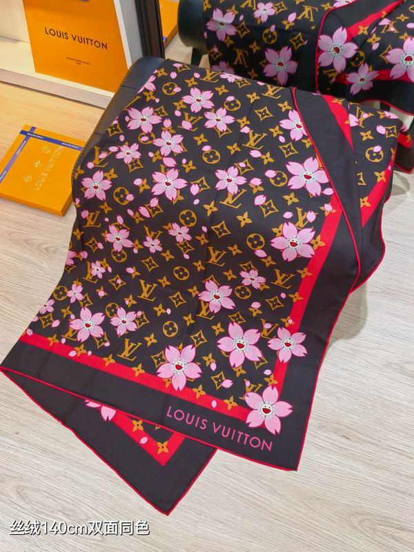 LV Scarf 140X140cm 70%羊绒30%真丝 E43 (8)