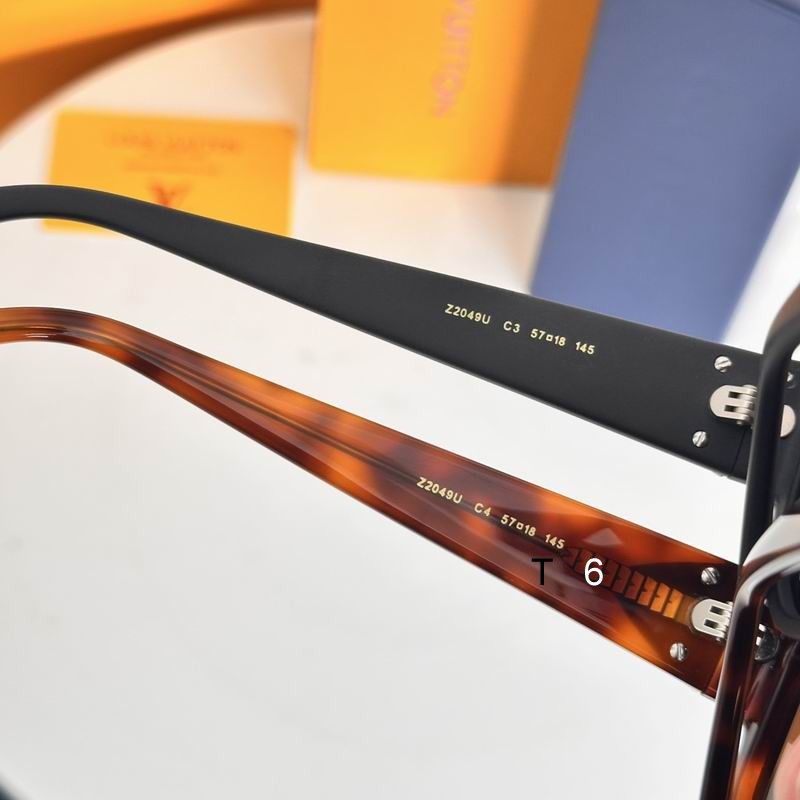 LV Z2049U 57 18-145 E08