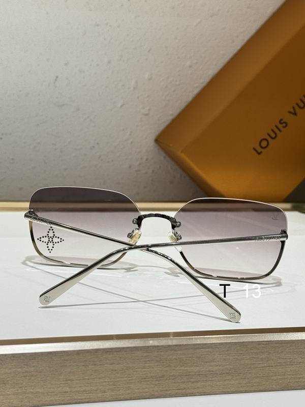 LV Z2051U 63 17-142 K09