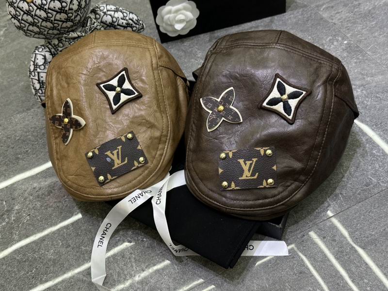 LV beret dx (180)