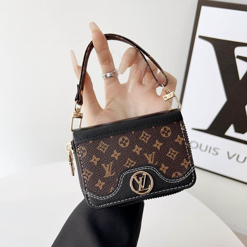 LV card bag (3)