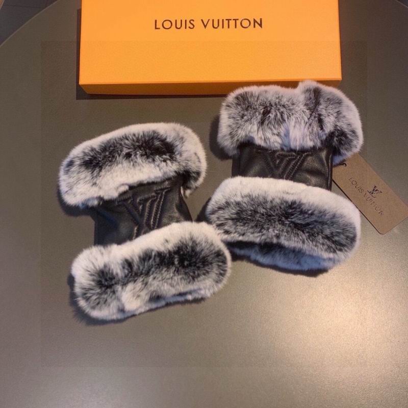 LV gloves hm (10)