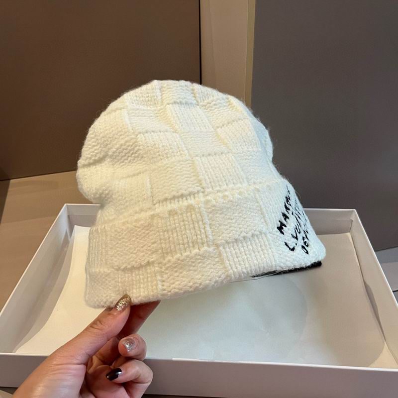 LV hat dx (1341)