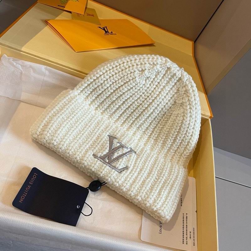 LV hat dx (1349)