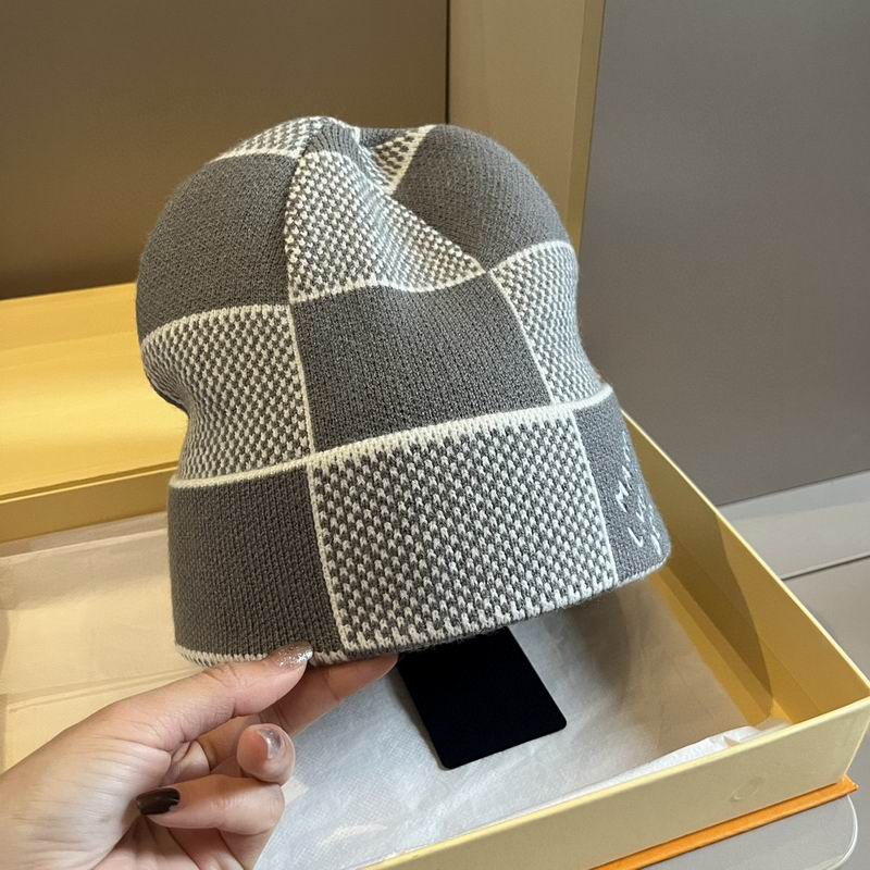 LV hat dx (1378)