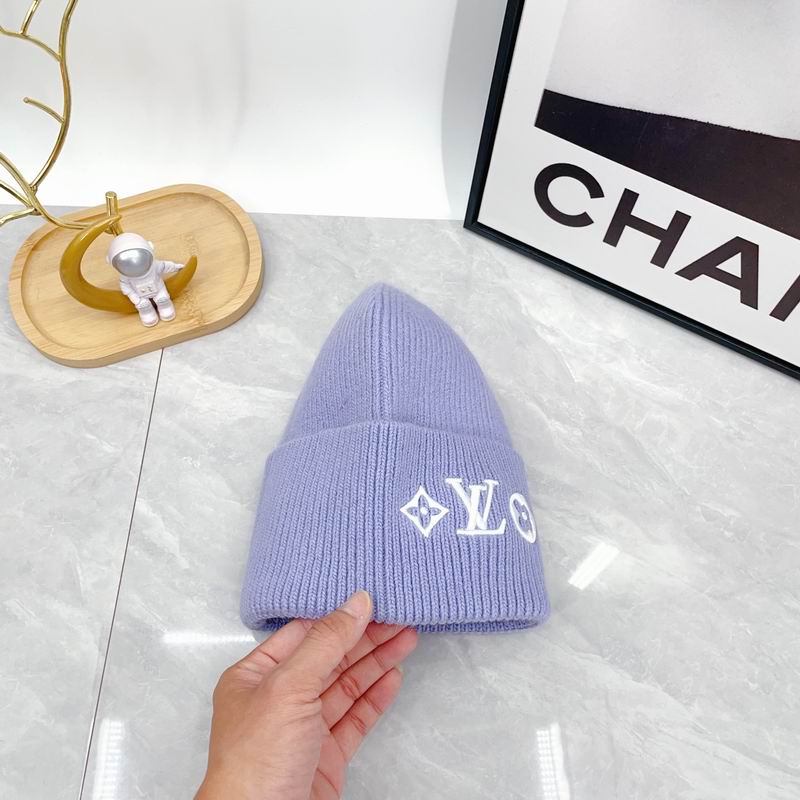LV hat dx (1522)