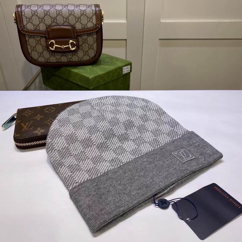 LV hat dx (1628)