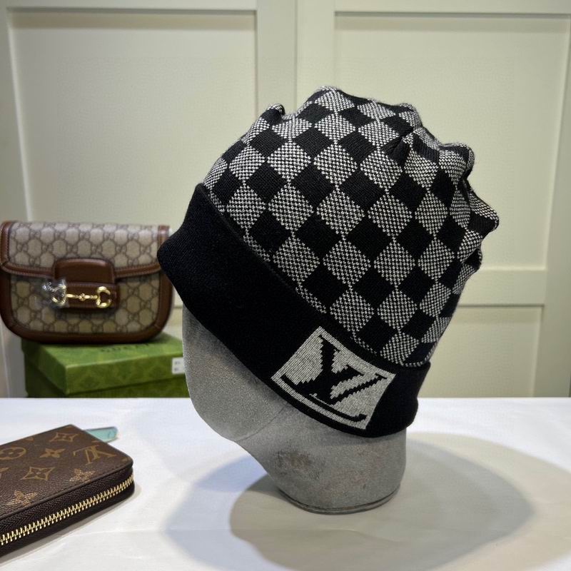 LV hat dx (2080)