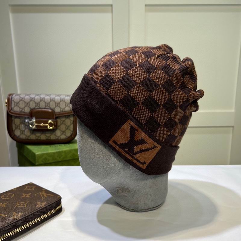 LV hat dx (2098)