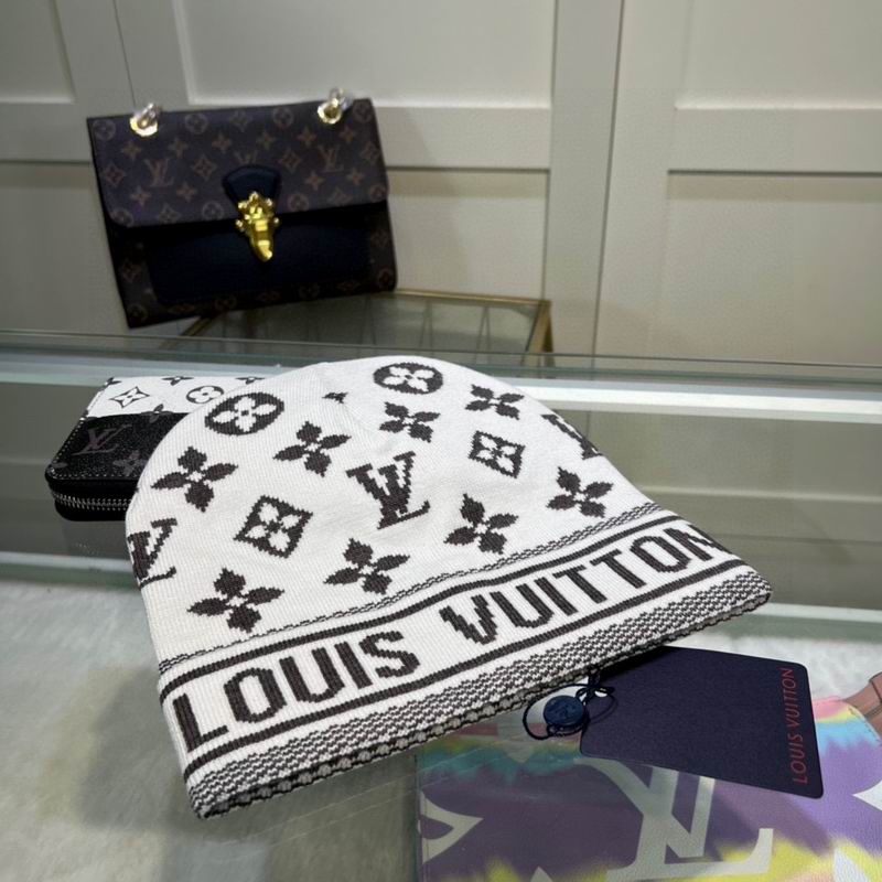 LV hat dx (2116)