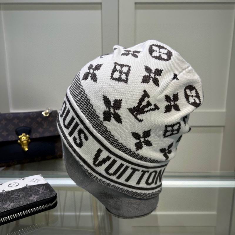 LV hat dx (2117)