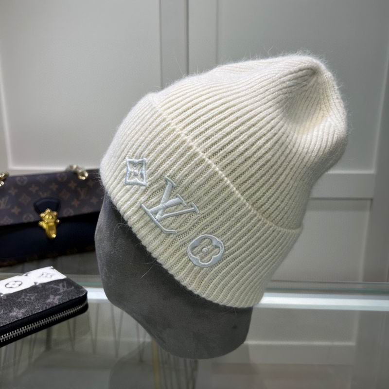 LV hat dx (2206)