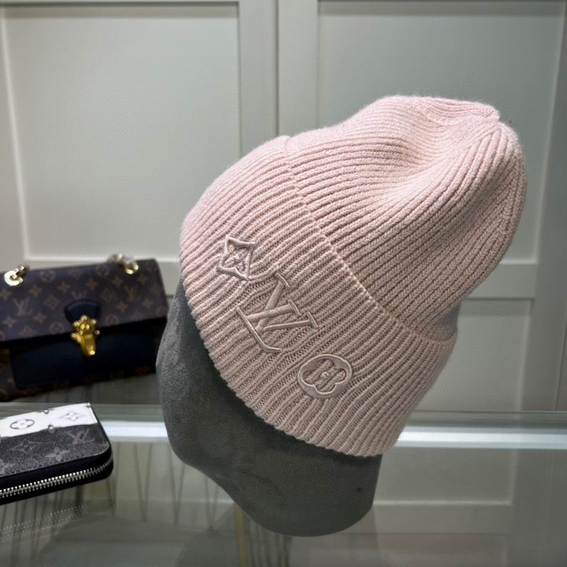 LV hat dx (2214)