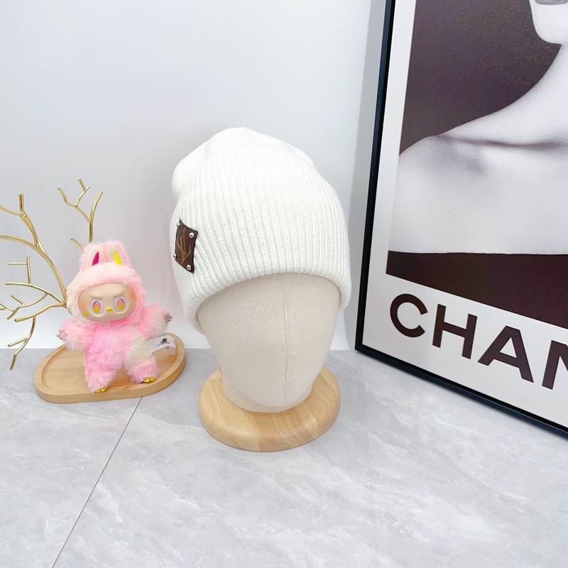 LV hat dx (3403)