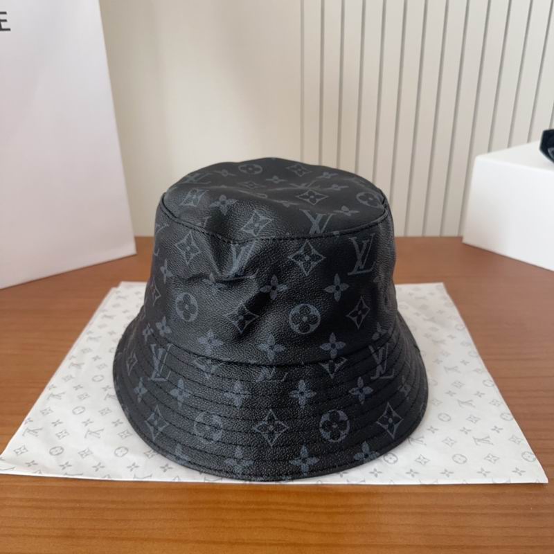 LV hat dx (676)