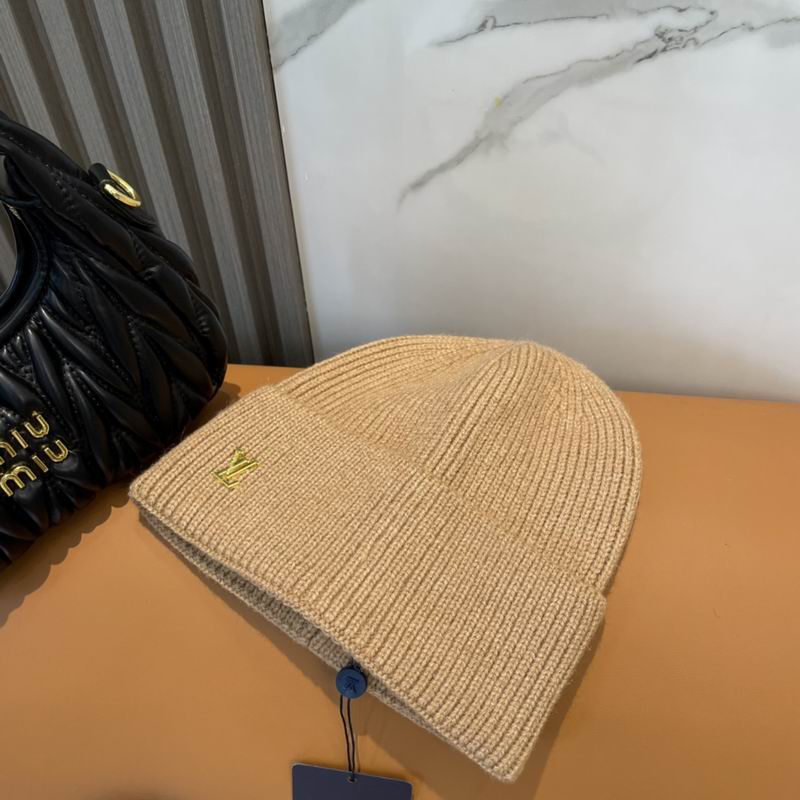 LV hat dx (750)