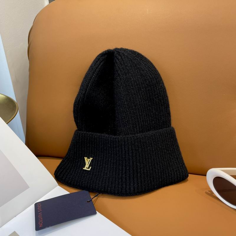 LV hat dx (772)