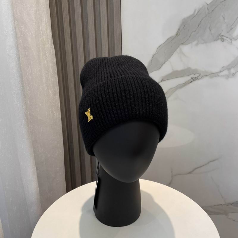 LV hat dx (776)
