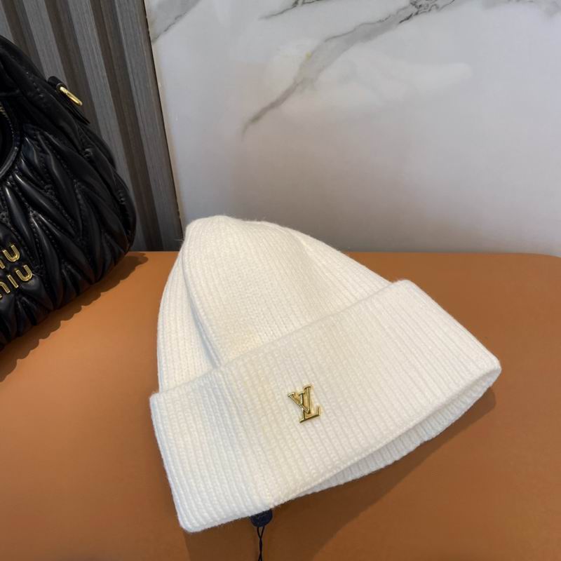 LV hat dx (778)