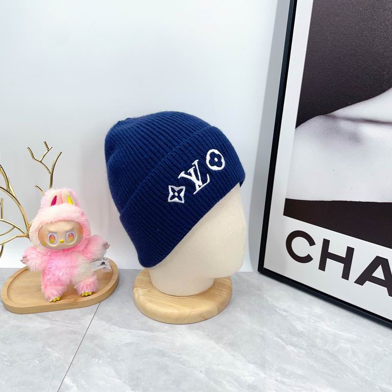 LV hat dx (875)