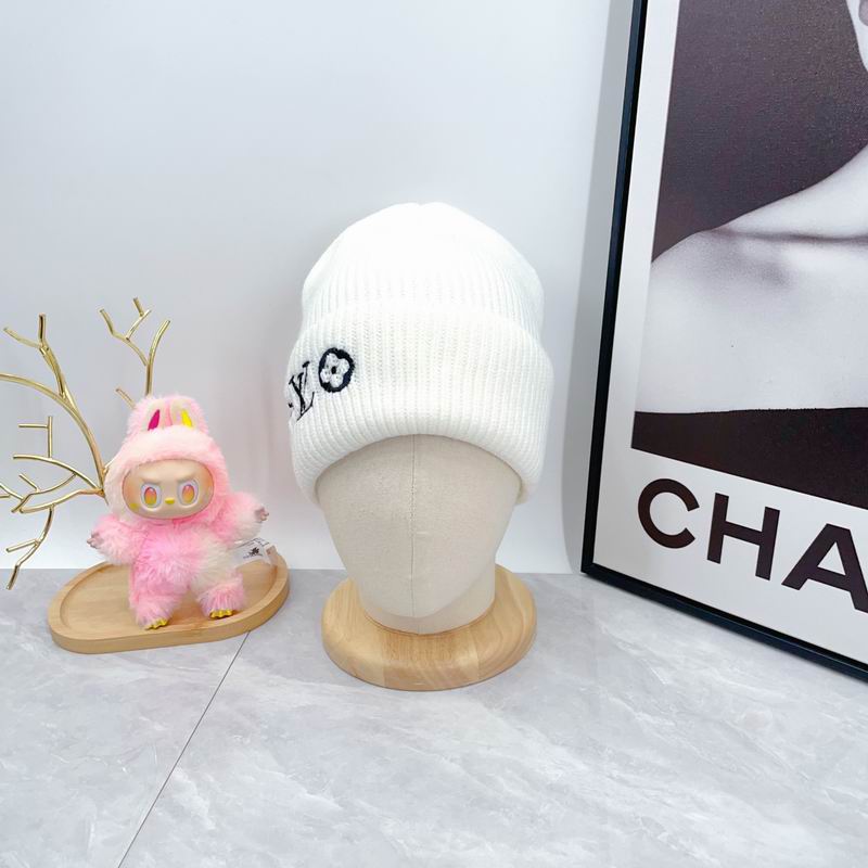 LV hat dx (886)