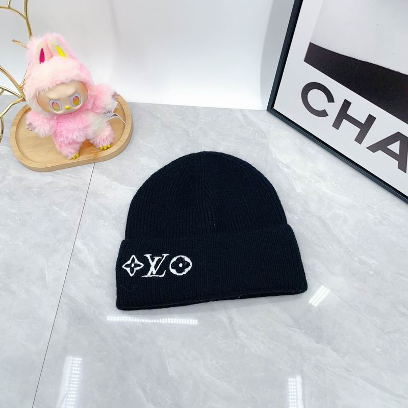 LV hat dx (888)