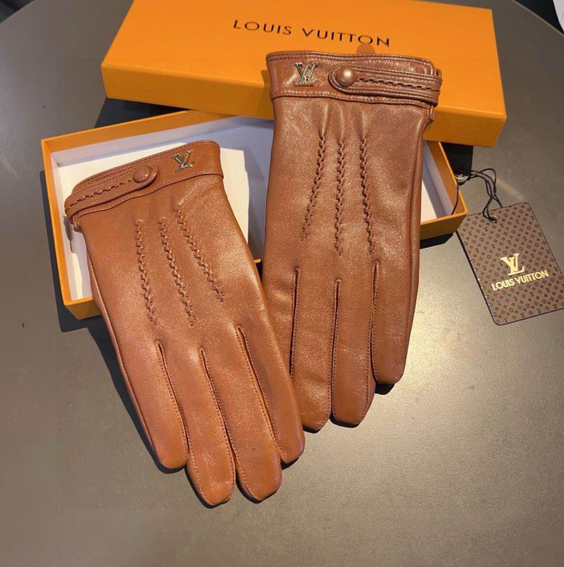 LV man gloves hm (3)