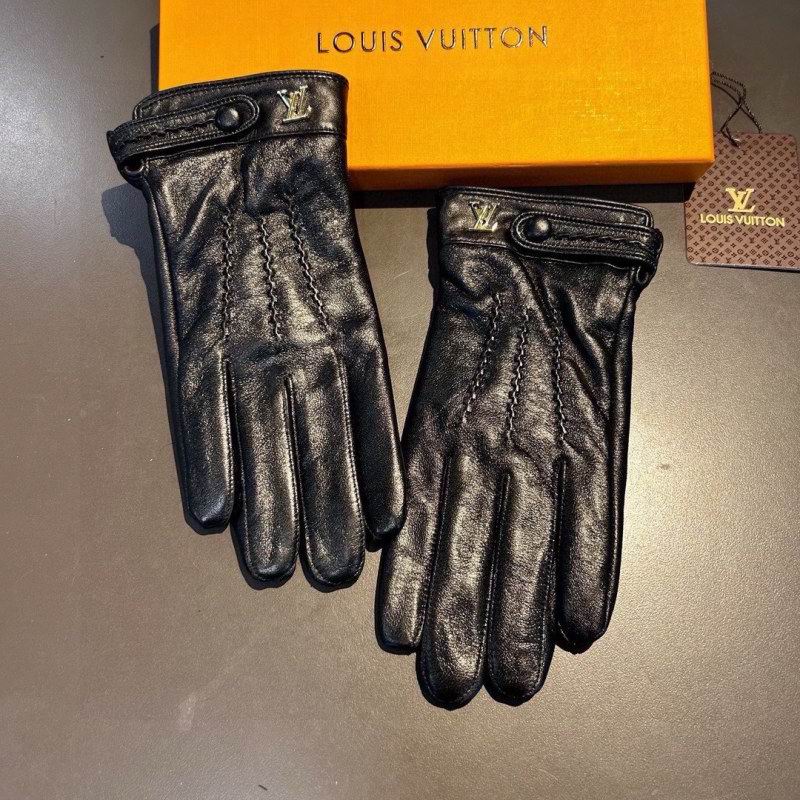 LV man gloves hm (7)