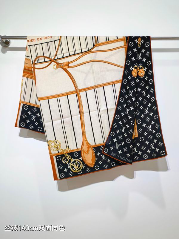 LV scarf 140X140cm 70%羊绒30%真丝 E15 (11)