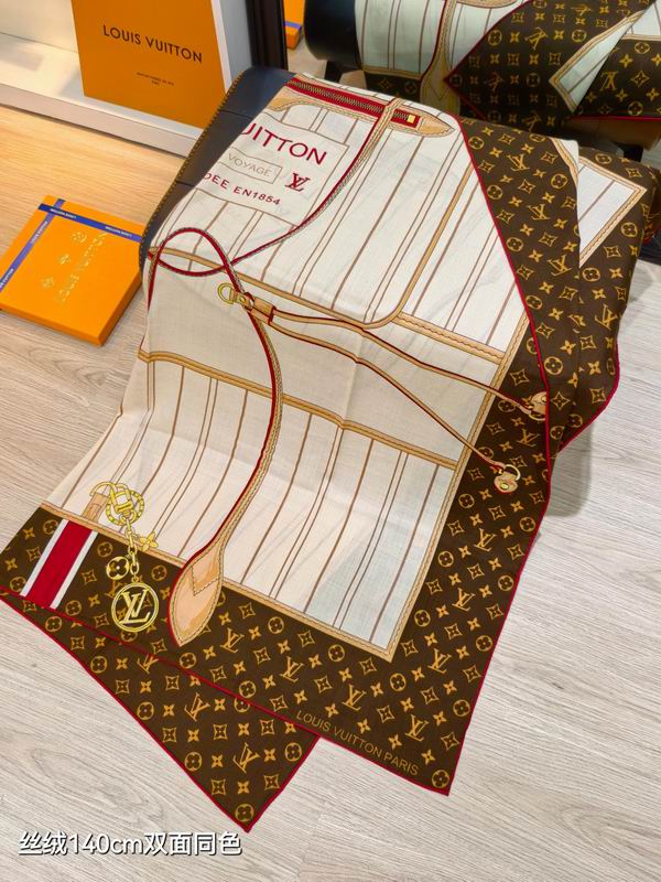 LV scarf 140X140cm 70%羊绒30%真丝 E15 (6)