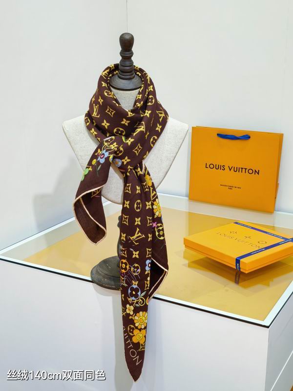 LV scarf 140X140cm 70%羊绒30%真丝 E48 (10)