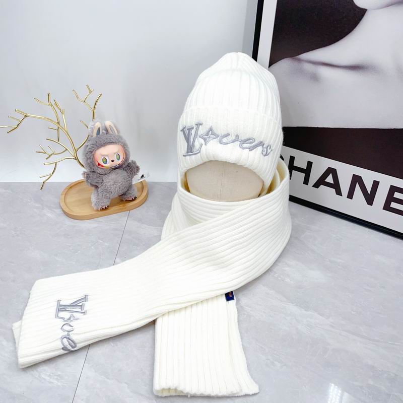 LV scarf hat dx (95)