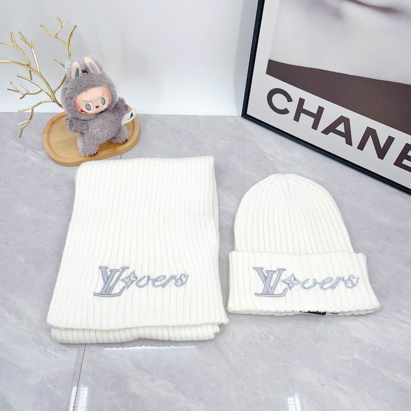 LV scarf hat dx (97)